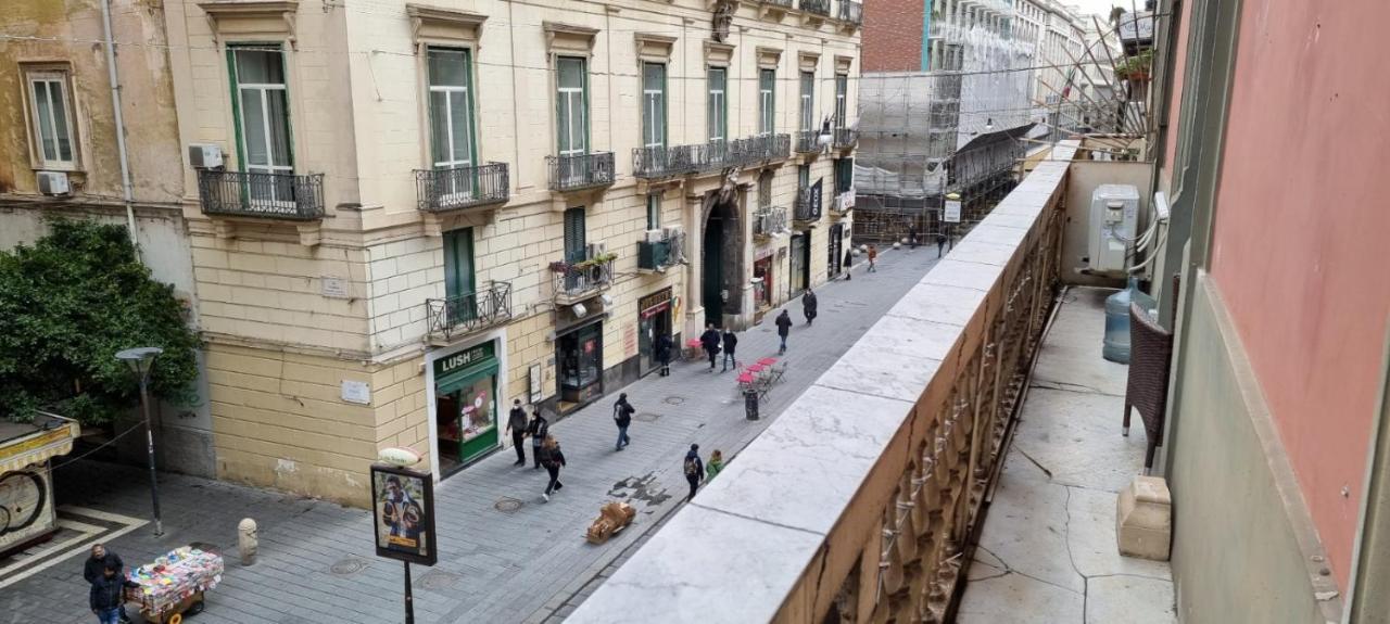 Appartamento Dimora Donn'Alba Napoli Esterno foto
