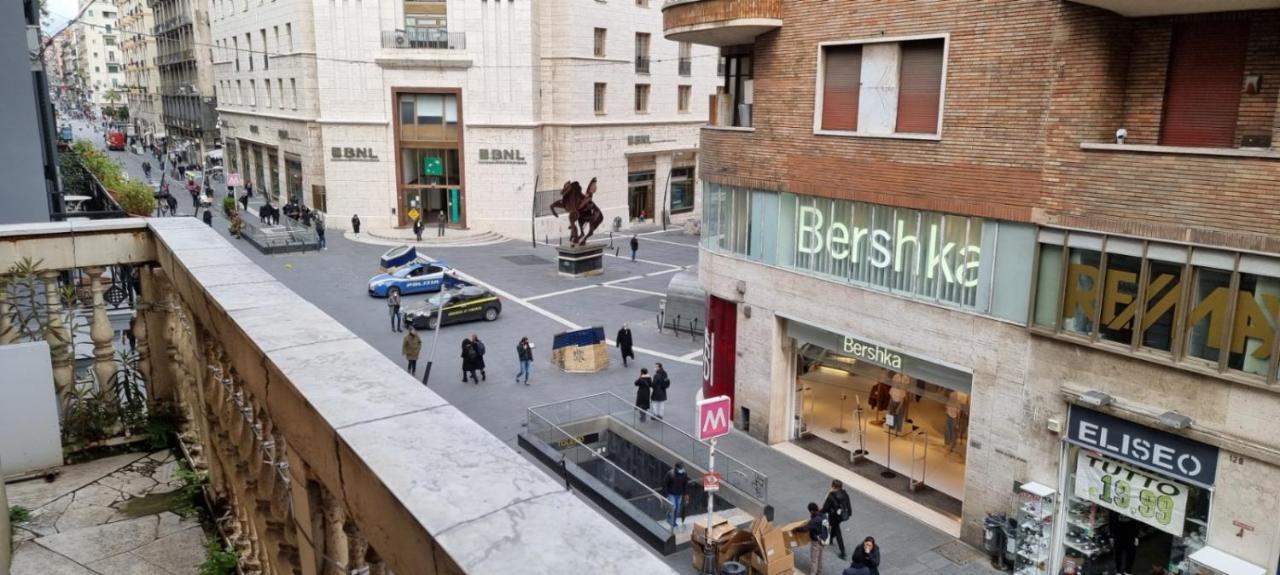 Appartamento Dimora Donn'Alba Napoli Esterno foto